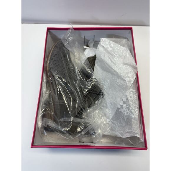 Vince Camuto Celena Shady Gray Suede Women’s 9.5 W New With Box - Picture 11 of 13